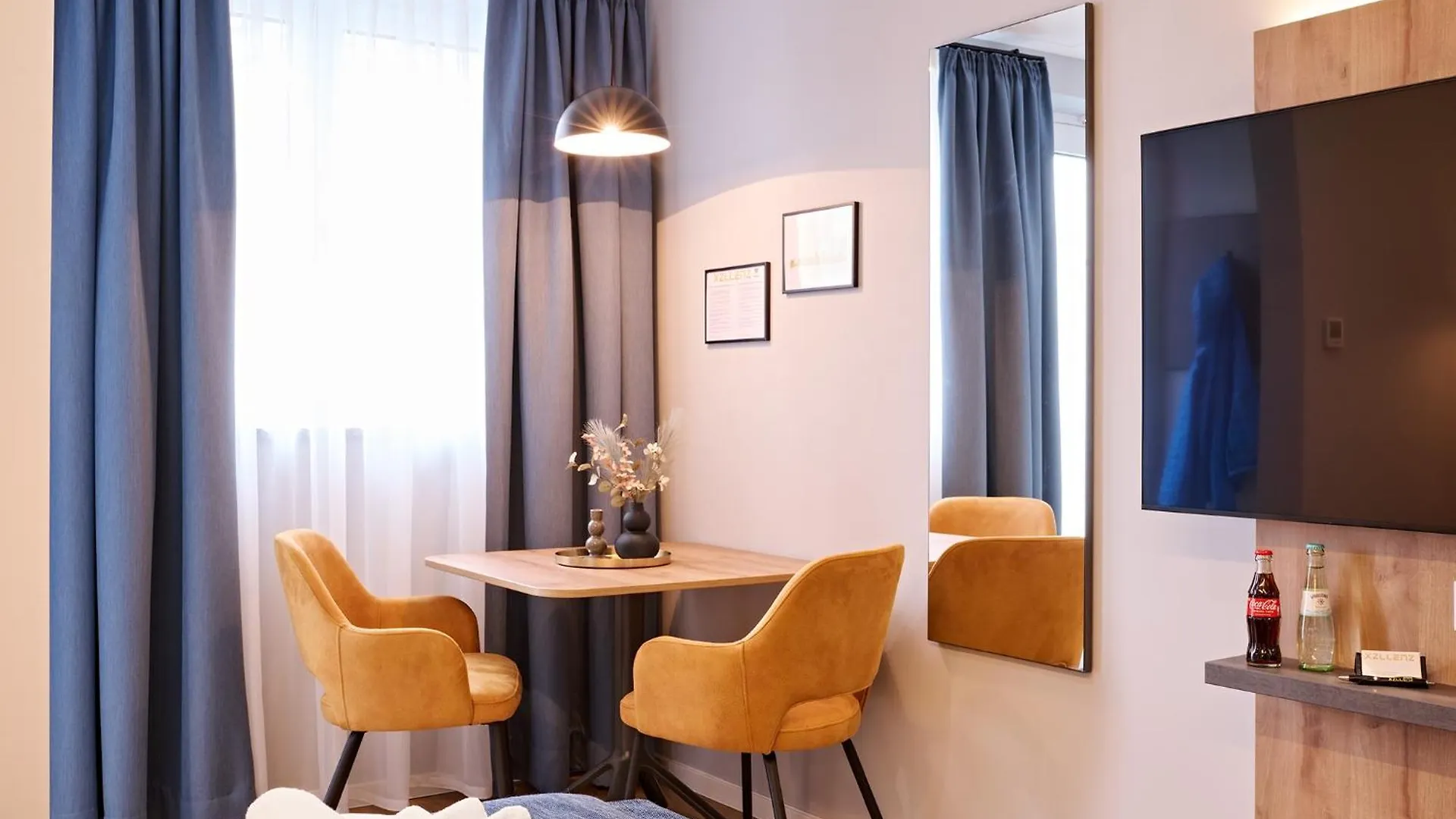Apartment Xzllenz Traum Studio-Apartment, Frei-Parken, U-Bahn, Kueche Nürnberg